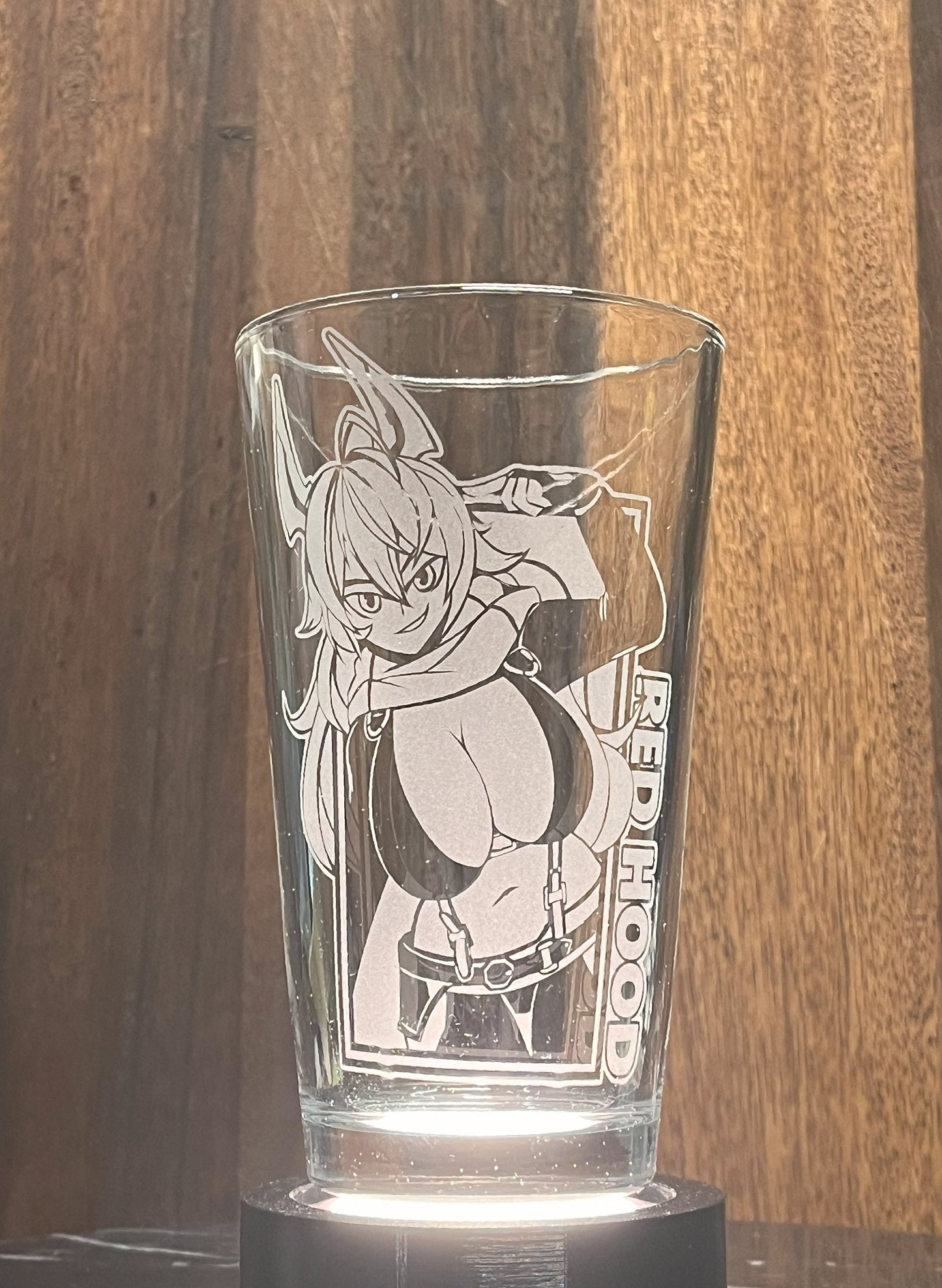 Nikke: Goddess of Victory - Red Hood | Etched Pint Glass