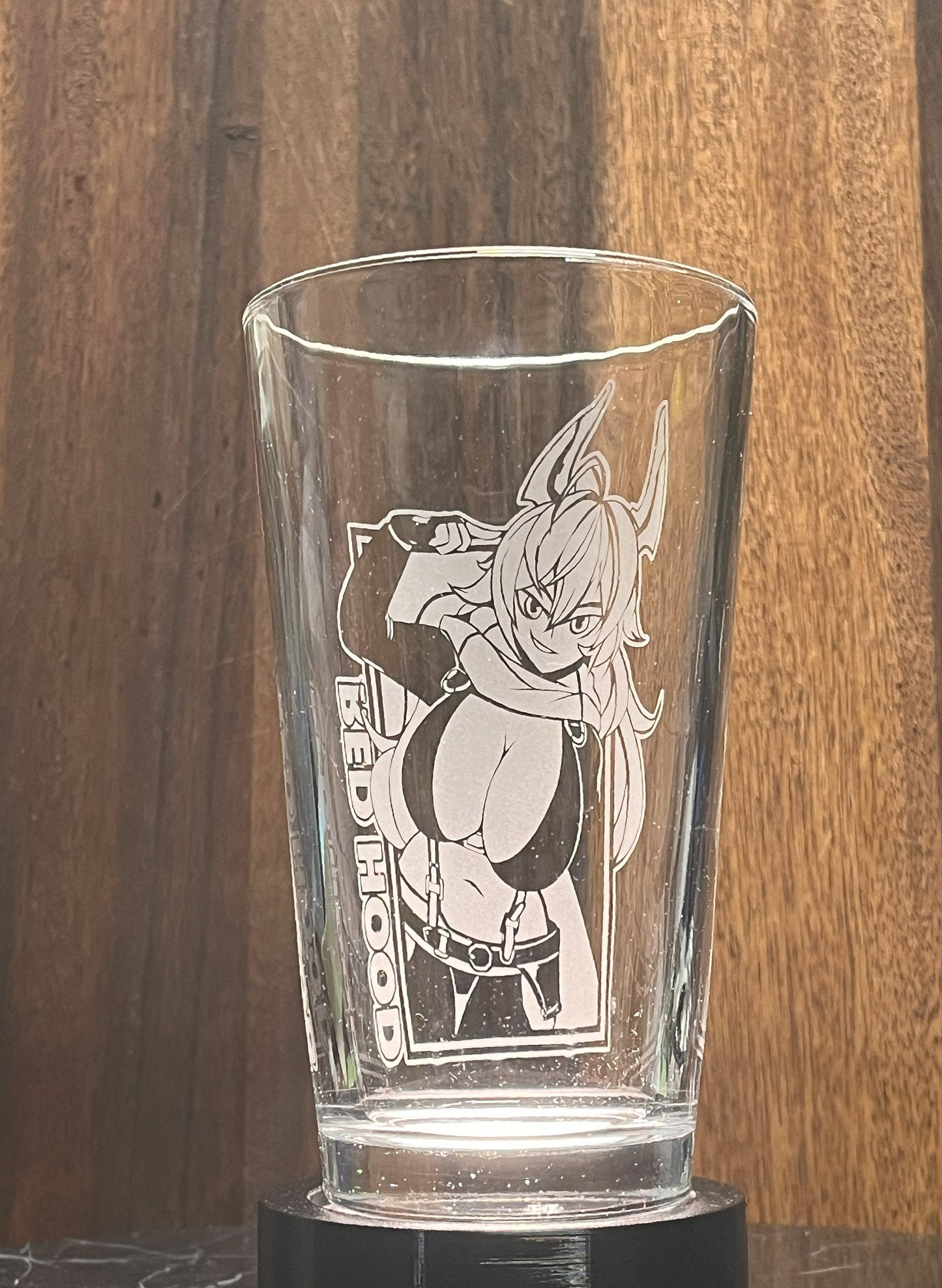 Nikke: Goddess of Victory - Red Hood | Etched Pint Glass