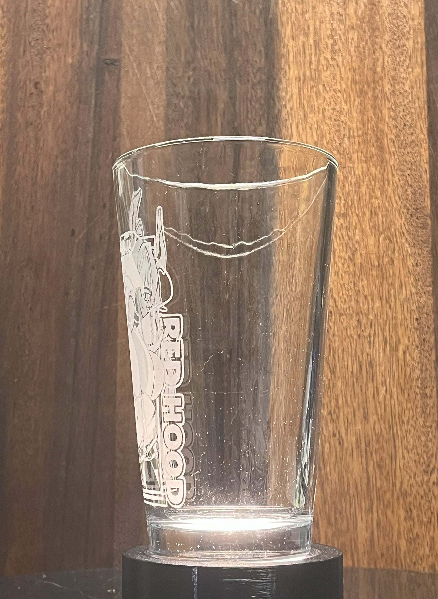 Nikke: Goddess of Victory - Red Hood | Etched Pint Glass