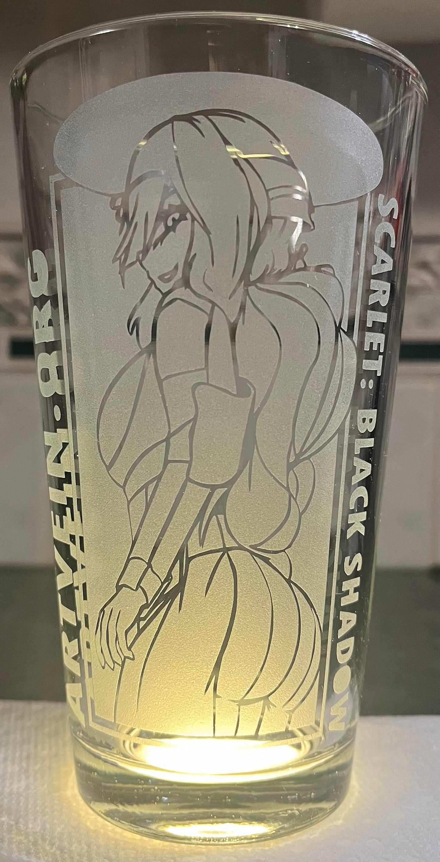 Nikke: Goddess of Victory - Scarlet Black Shadow | Etched Pint Glass