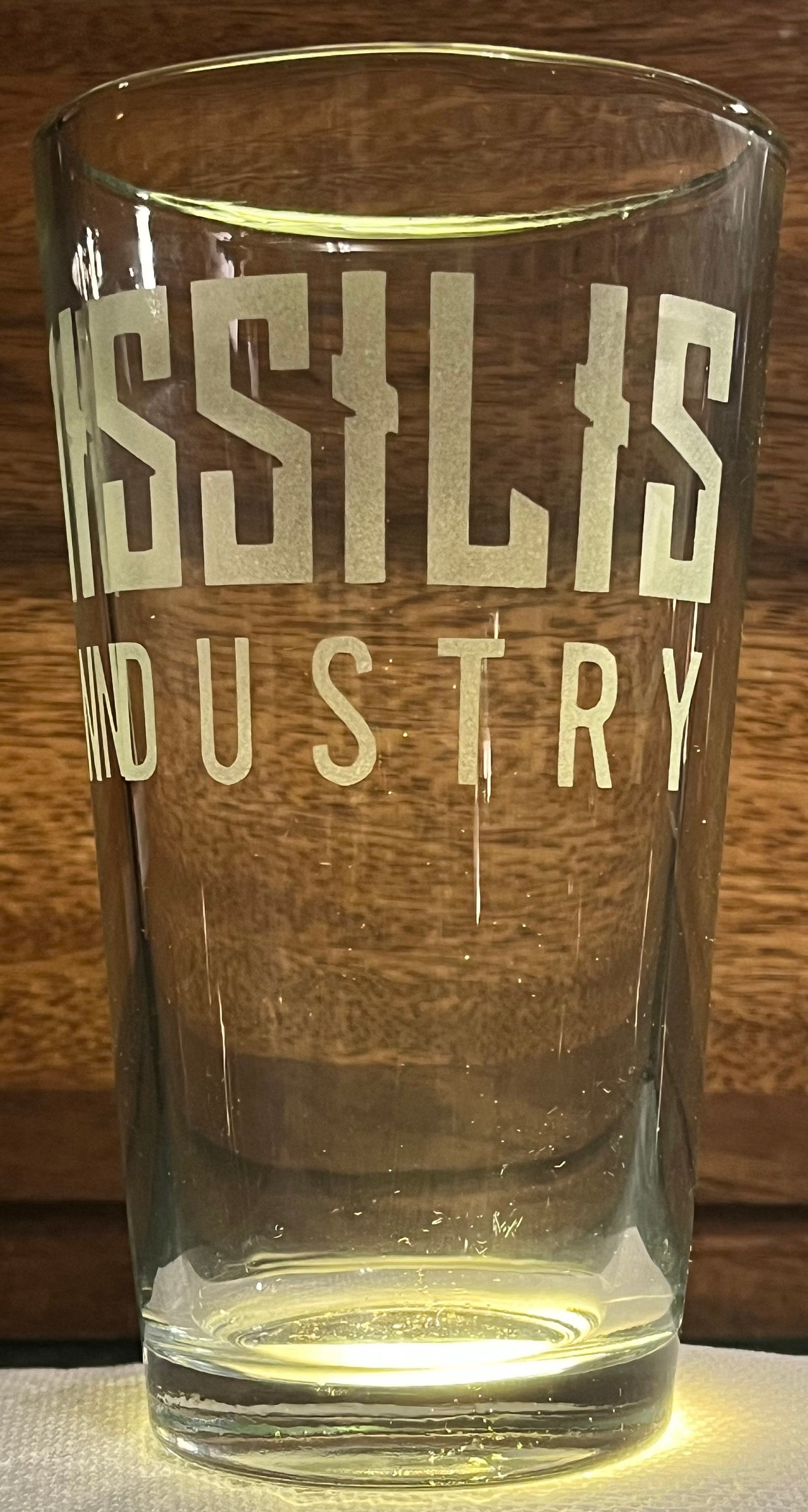 Nikke Manufacturer Logo Etched Pint Glass - Tetra Line / Elysion / Missilis / Pilgrim